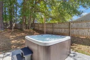 Oasis: hot tub, fire pit, outdoor living + dining - Image 4