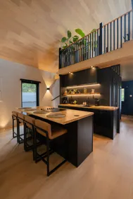 Pondside Chalet · Loft Soaking Tub · Sauna+Hot Tub - Image 2