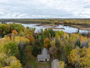 Stunning home nestled on the St. Croix River. - Image 2