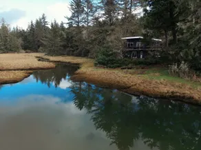 The Spoke House Waterfront - Image 3