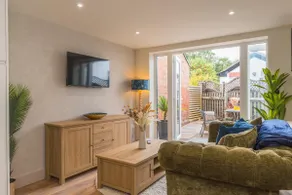 Cosy one bedroom cottage in quaint village - Image 2