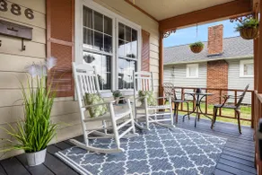 Music Vibes Near Downtown Kpt - 4br - Fenced yard - Image 5