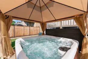 Hot Tub |Movie Theater|Games|Arcade|Gym|5 Bedrooms - Image 3