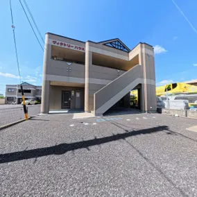 [Entire property] Yokkaichi, free parking, for 6 people, apartment | 15-minute drive to Suzuka Circuit - Image 3