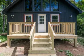 Cabin Style Rustic Getaway, with mini-splits - Image 3