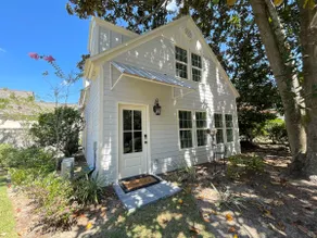 Magnolia Cottage by Kirk Murphy Hospitality - Image 4