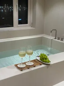 [Hae-mil] Busan Port Bridge View • Ocean View • Jacuzzi • Nintendo Switch • Board Game • Beam Projector - Image 5