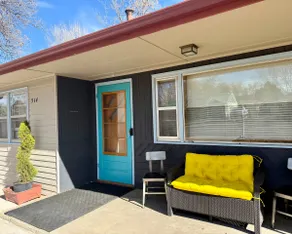 Studebaker Flats | cozy 3 BR with Mtn bikes. - Image 2