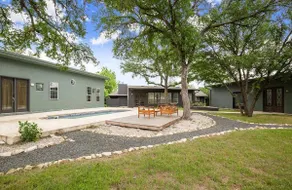 Modern Austin Home Near Downtown - Image 2