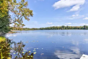 Loon Lodge - Image 3