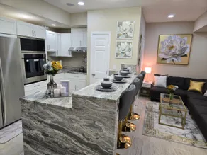 This luxury basement is the perfect getaway - Image 4