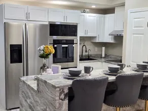 This luxury basement is the perfect getaway - Image 3