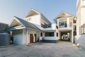 Entire 4BR Villa | Rooftop · 8 min to Old Town - Image 2