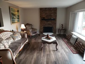 Mountain-View Retreat with Relaxing Spa Oasis by - Image 3