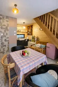 Nastawka Cottage Creativity and Regeneration - Image 3