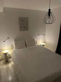 The cozy break close to the tram and amenities - Image 2