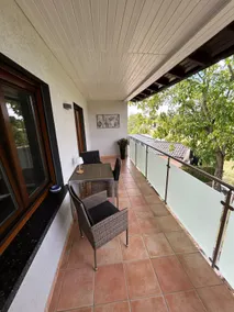 Attic apartment with upscale equipment - Image 4