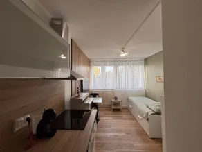 Renovated studio fiber +TV in a private residence - Image 2