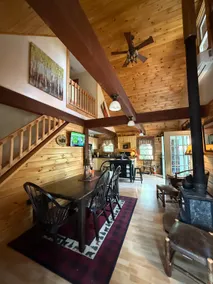 Mountain cabin charm with wood stove! - Image 4