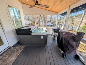 Lakefront Getaway on Jackson Lake - 3BR-2BA-Hottub - Image 2