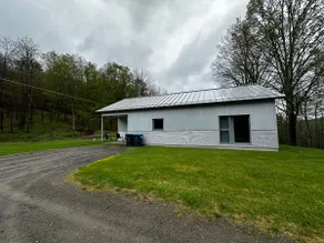 Silver Cabin - Image 3