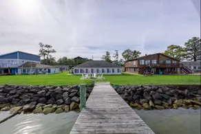 A True Serenity! 4 Bedrooms, Waterfront, Pier - Image 2