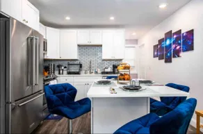 Modern 2BR/1BA Apartment in Providence - Image 3
