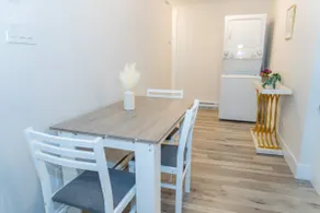 Luxury One Bedroom Private Apartment just 7 minutes from the Airport - Image 4
