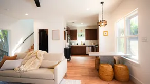 Sereno Retreat: Sauna, Swim Spa, Zen Hideaway - Image 5
