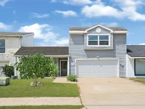 Stylish & Fun 3BR w 6 Beds | Perfect for Big Group - Image 3