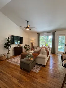 Shady Grove | Pet-Friendly • 2 Kings • No Chores - Image 2