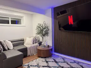 Cozy Lower Unit with Sauna - Image 2