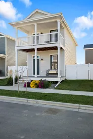 Twin Suites - Walk to Coffee & Green Spaces - Image 2