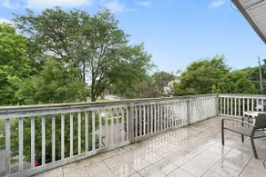 Modern Comfort in Olde Walkerville - Image 5