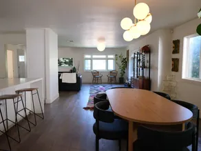 Los Angeles 3BR/3BA Dog Oasis. Yard + Parking - Image 5