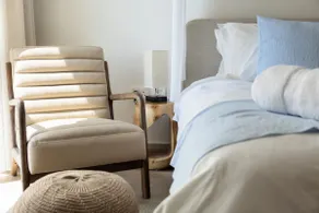 The Surfer's Yas 2BR plus Study Apartment, Full canal & pool view, Theme Parks Yas - Image 2