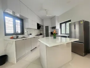 HYD - Lake Haus- AC 3BHK, 65' TV, Free Cleaning - Image 4