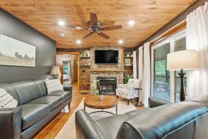 The Cozy Cabin near Berkshire East and DF River - Image 4