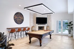 Majestic Oak: Luxury Estate w/ Resort Pool & Spa - Image 4