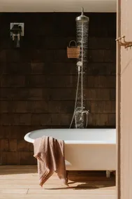 Green Lakes Streamside Escape: Sauna & Hot Tub - Image 4