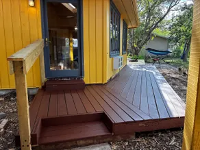 No Cleaning Fee! Hexagon shaped House Downtown. - Image 2