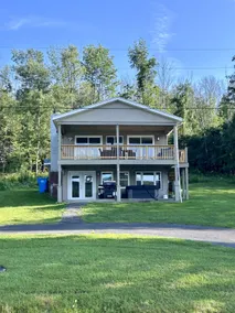 Lakehouse near Colgate with Hot Tub - Image 3