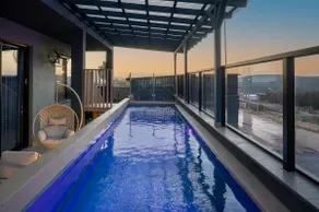 Naomi Boutique Suites - Image 2