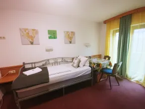 One bedroom apartment for 4 people with kitchen - Image 2
