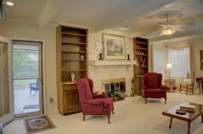 Nice spacious home in Broken Arrow - Image 2