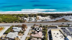 Coastal Retreat – Walk to Beach & Dining - Image 2