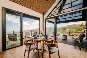Lakay Monteverde with Heated Pool, Golf Cart, Breakfast - Image 3