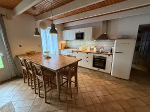 Quiet house with character with its private garden - Image 2
