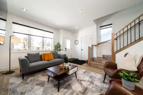 Sherwood Oasis | A/C | King Bed | 10 min WEM & DT! - Image 3