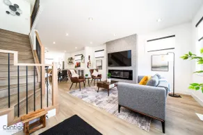 Sherwood Oasis | A/C | King Bed | 10 min WEM & DT! - Image 4